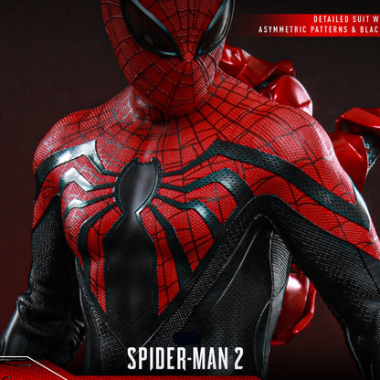 Peter Parker (Superior Suit) Sixth Scale Collectible Figure